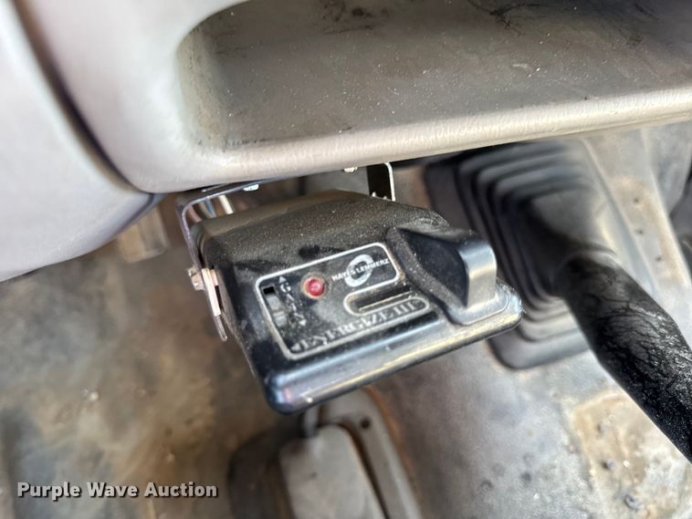 image for item DW6567 1999 Ford F450 Super Duty XL dump flatbed truck