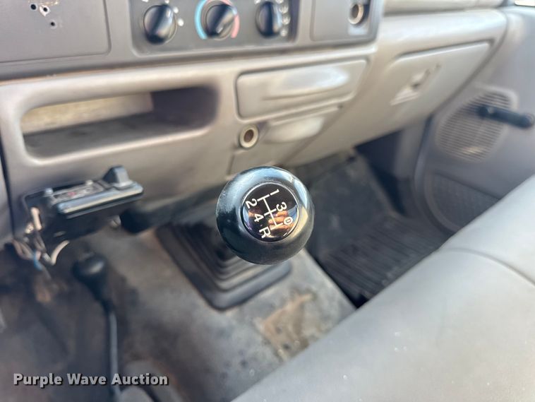 image for item DW6567 1999 Ford F450 Super Duty XL dump flatbed truck