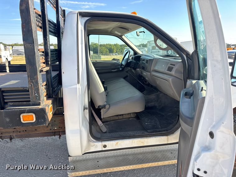 image for item DW6567 1999 Ford F450 Super Duty XL dump flatbed truck