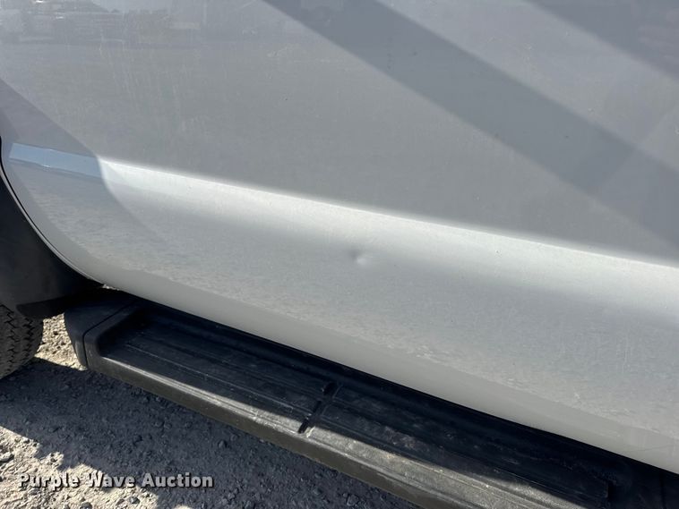 image for item DW6568 2015 Ford F550 Super Duty XL bucket truck