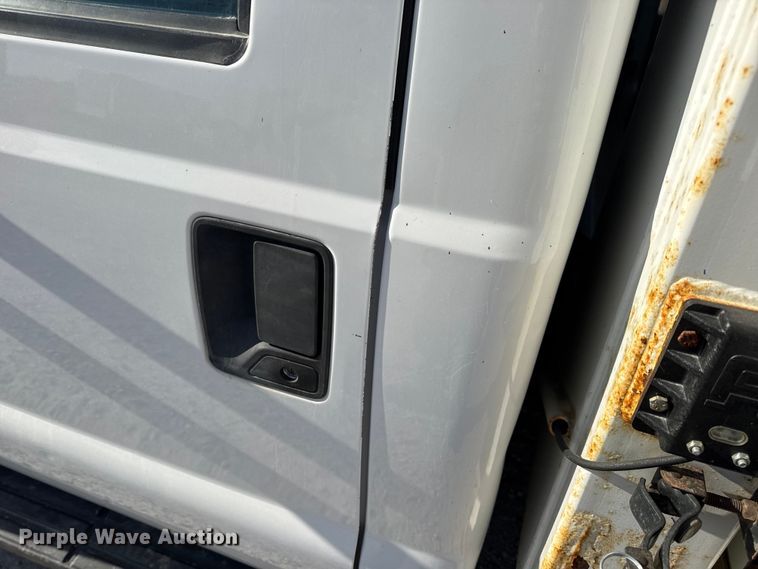 image for item DW6568 2015 Ford F550 Super Duty XL bucket truck