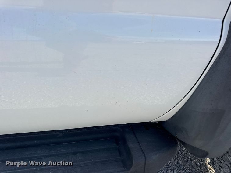 image for item DW6568 2015 Ford F550 Super Duty XL bucket truck