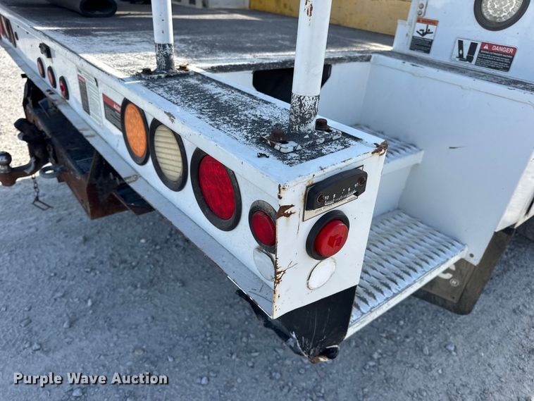 image for item DW6568 2015 Ford F550 Super Duty XL bucket truck