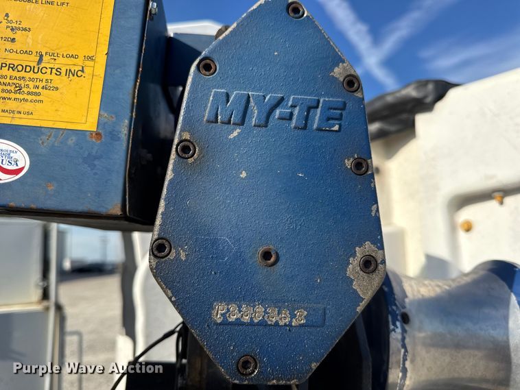 image for item DW6568 2015 Ford F550 Super Duty XL bucket truck