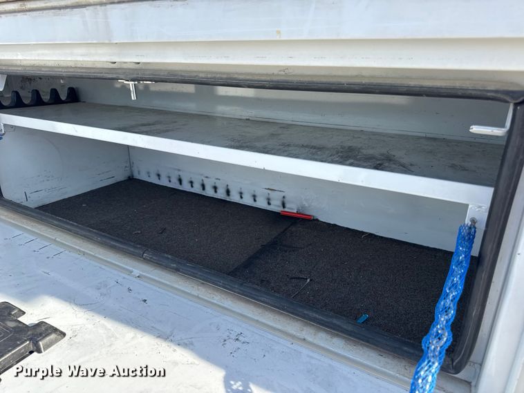 image for item DW6568 2015 Ford F550 Super Duty XL bucket truck