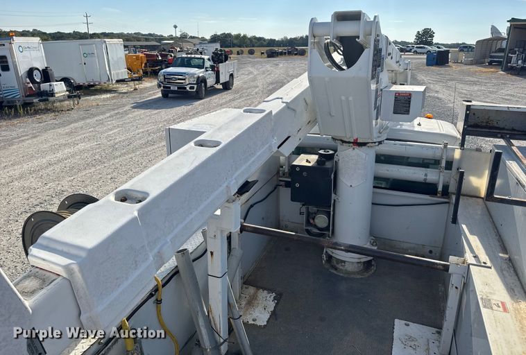 image for item DW6568 2015 Ford F550 Super Duty XL bucket truck