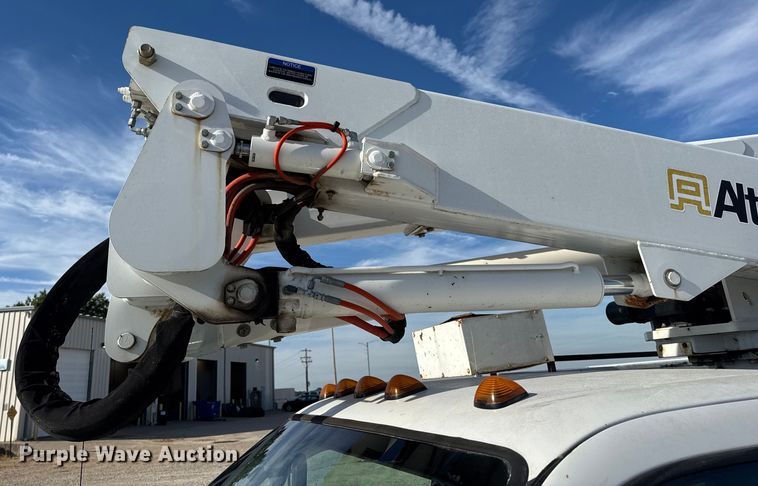 image for item DW6568 2015 Ford F550 Super Duty XL bucket truck