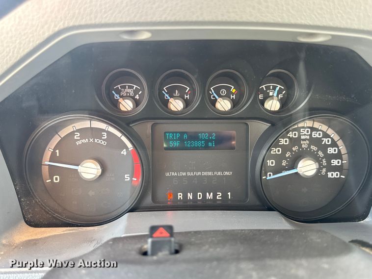 image for item DW6568 2015 Ford F550 Super Duty XL bucket truck