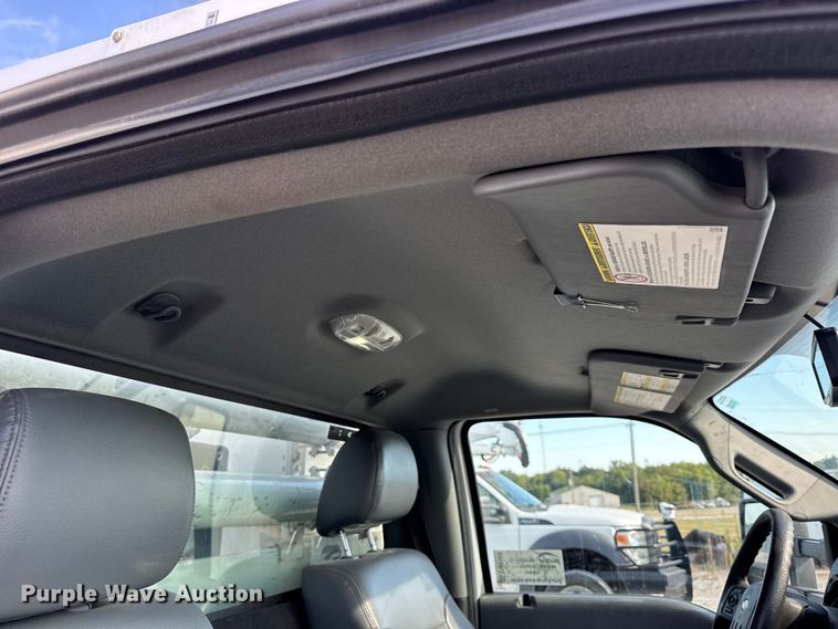 image for item DW6568 2015 Ford F550 Super Duty XL bucket truck