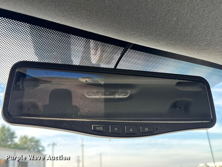 image for item DW6568 2015 Ford F550 Super Duty XL bucket truck