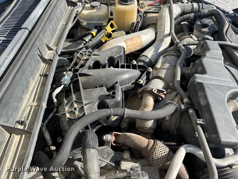 image for item DW6568 2015 Ford F550 Super Duty XL bucket truck