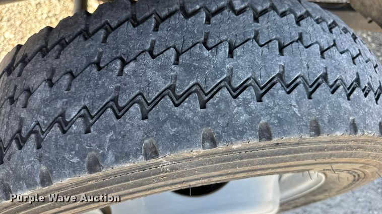 image for item DW6568 2015 Ford F550 Super Duty XL bucket truck