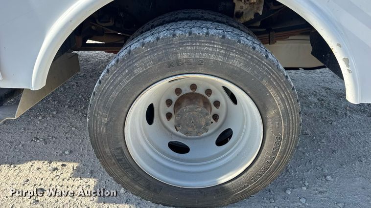 image for item DW6568 2015 Ford F550 Super Duty XL bucket truck