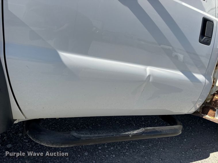 image for item DW6570 2016 Ford F550 Super Duty XL bucket truck