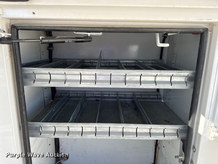 image for item DW6570 2016 Ford F550 Super Duty XL bucket truck