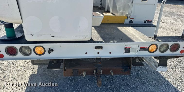 image for item DW6570 2016 Ford F550 Super Duty XL bucket truck