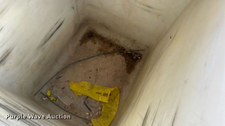 image for item DW6570 2016 Ford F550 Super Duty XL bucket truck