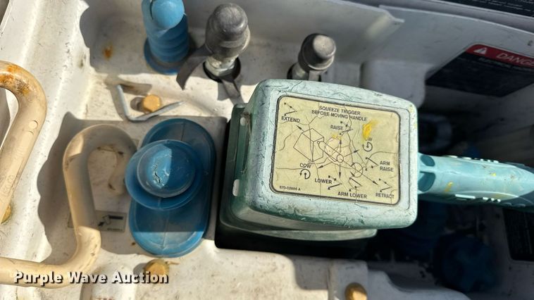 image for item DW6570 2016 Ford F550 Super Duty XL bucket truck