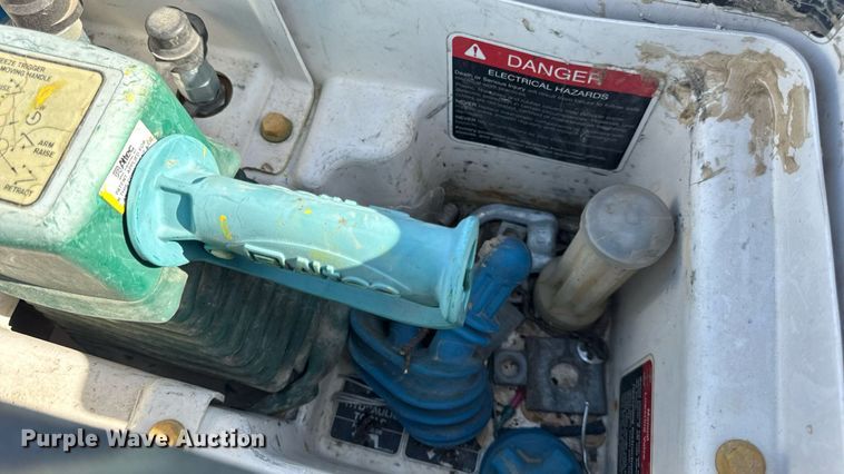 image for item DW6570 2016 Ford F550 Super Duty XL bucket truck