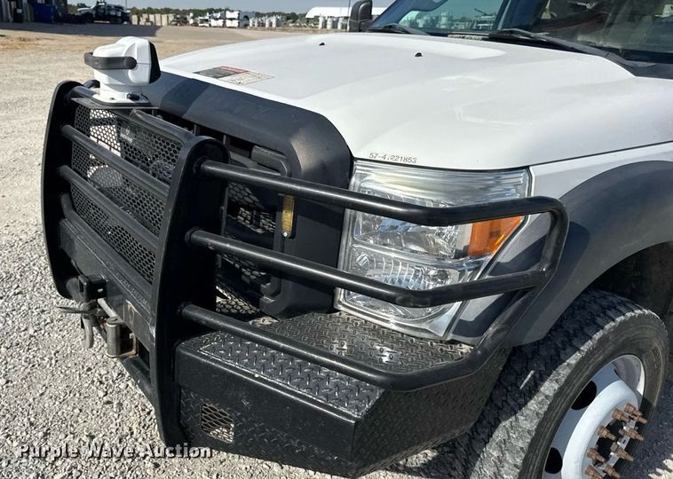 image for item DW6570 2016 Ford F550 Super Duty XL bucket truck