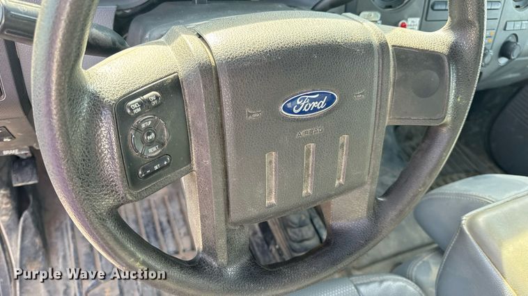 image for item DW6570 2016 Ford F550 Super Duty XL bucket truck