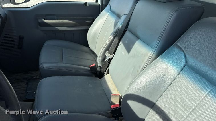 image for item DW6570 2016 Ford F550 Super Duty XL bucket truck