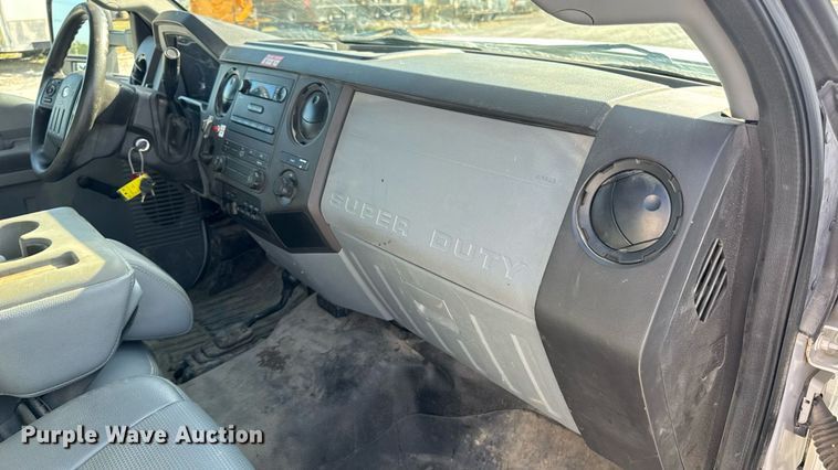 image for item DW6570 2016 Ford F550 Super Duty XL bucket truck