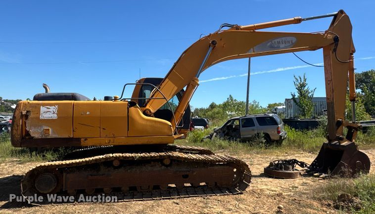 image for item DW6575 1997 Samsung SE240LC-3 excavator