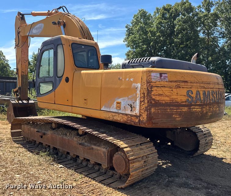 image for item DW6575 1997 Samsung SE240LC-3 excavator