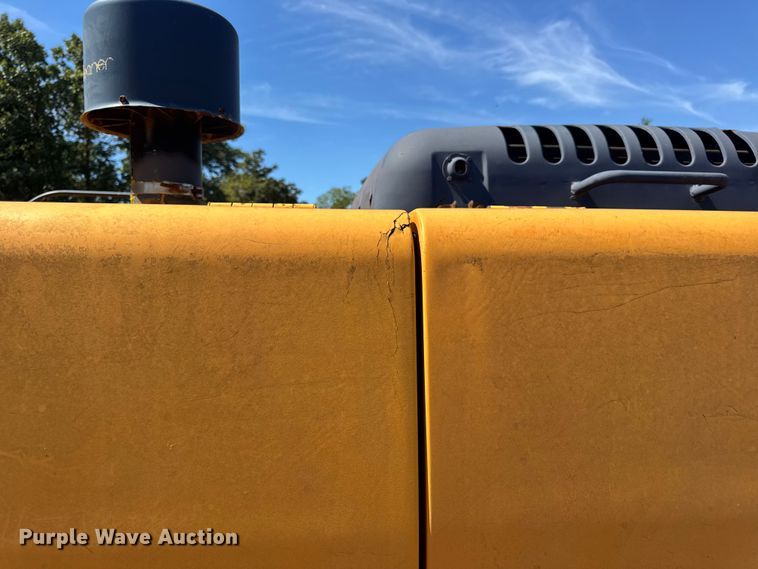 image for item DW6575 1997 Samsung SE240LC-3 excavator