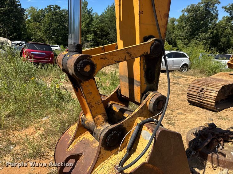 image for item DW6575 1997 Samsung SE240LC-3 excavator