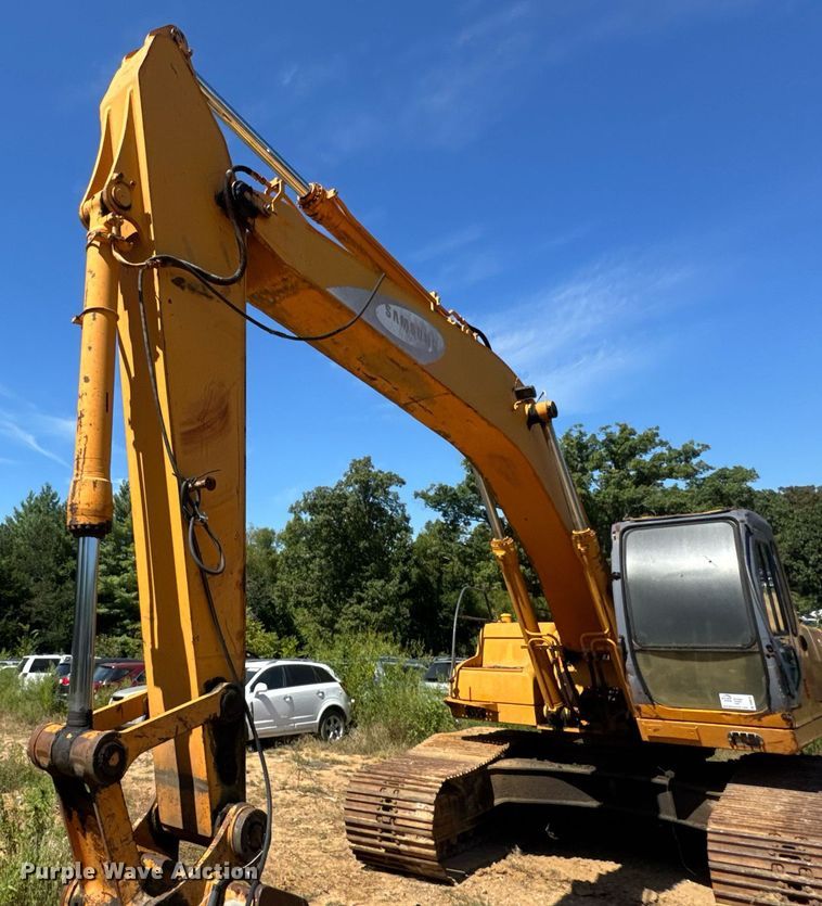 image for item DW6575 1997 Samsung SE240LC-3 excavator
