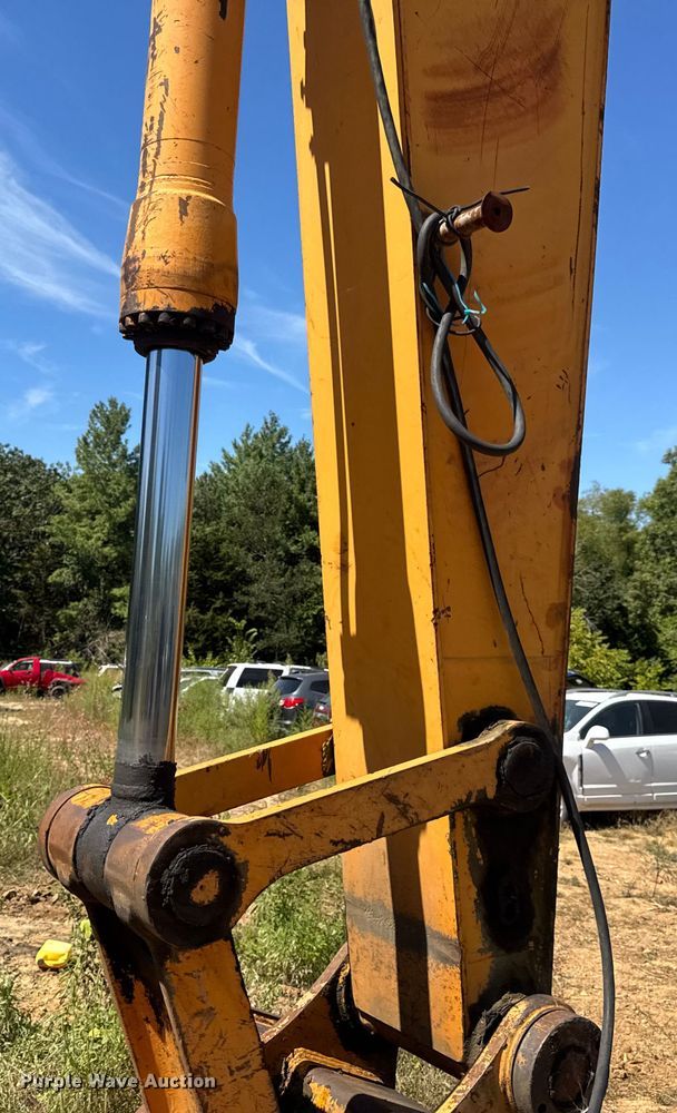 image for item DW6575 1997 Samsung SE240LC-3 excavator