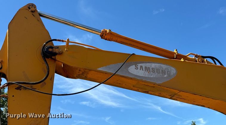 image for item DW6575 1997 Samsung SE240LC-3 excavator
