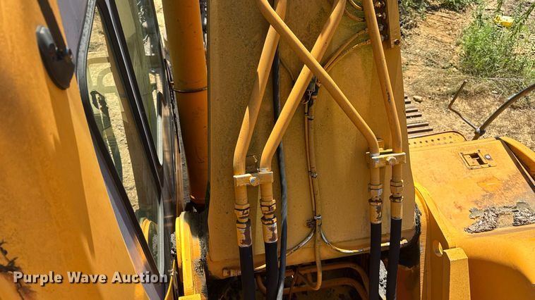 image for item DW6575 1997 Samsung SE240LC-3 excavator