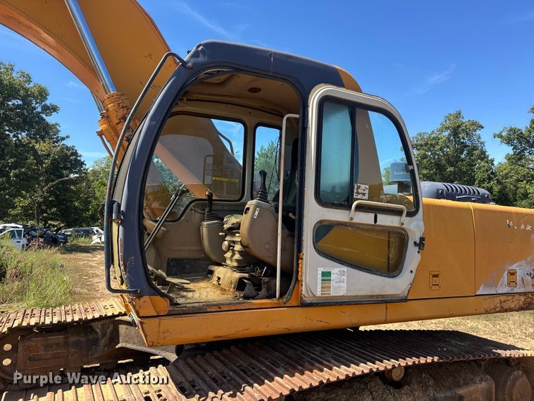 image for item DW6575 1997 Samsung SE240LC-3 excavator