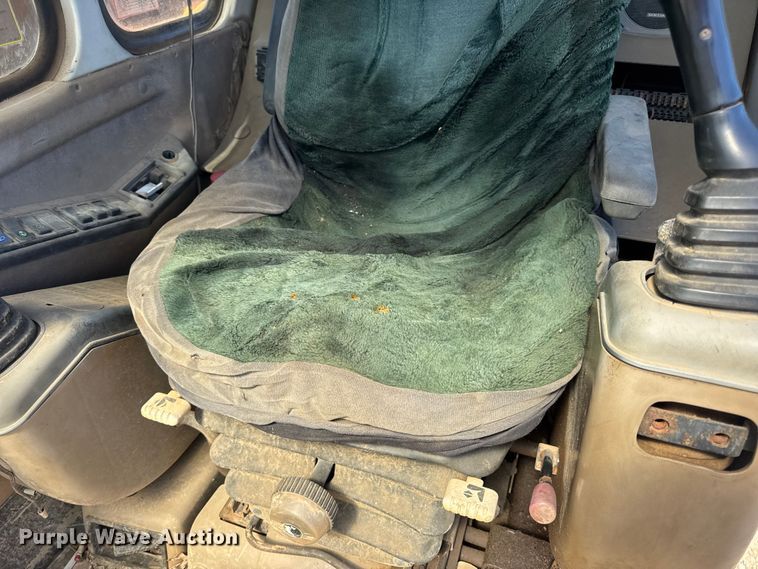 image for item DW6575 1997 Samsung SE240LC-3 excavator