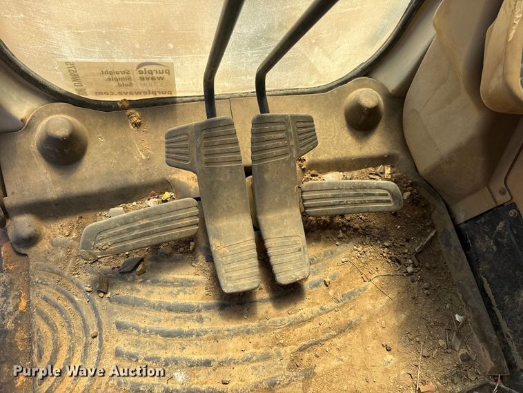 image for item DW6575 1997 Samsung SE240LC-3 excavator