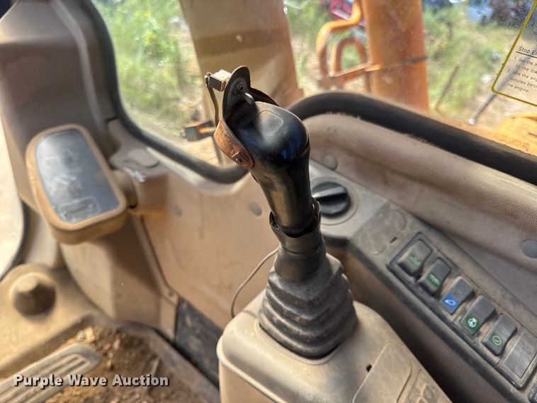 image for item DW6575 1997 Samsung SE240LC-3 excavator