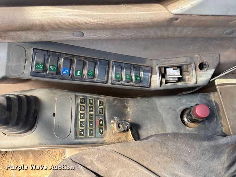 image for item DW6575 1997 Samsung SE240LC-3 excavator