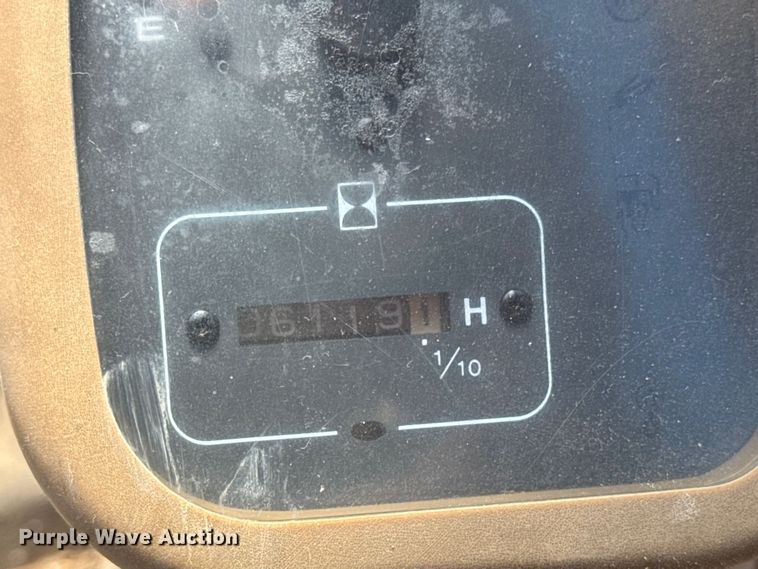 image for item DW6575 1997 Samsung SE240LC-3 excavator