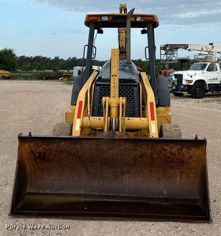 RETROEXCAVADORA 2001 JOHN DEERE 310G