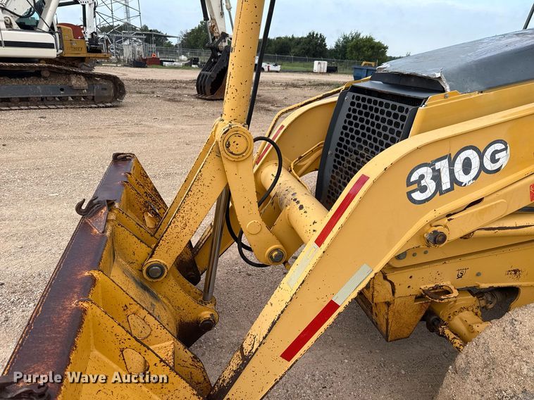 image for item DX5612 2001 John Deere 310G backhoe