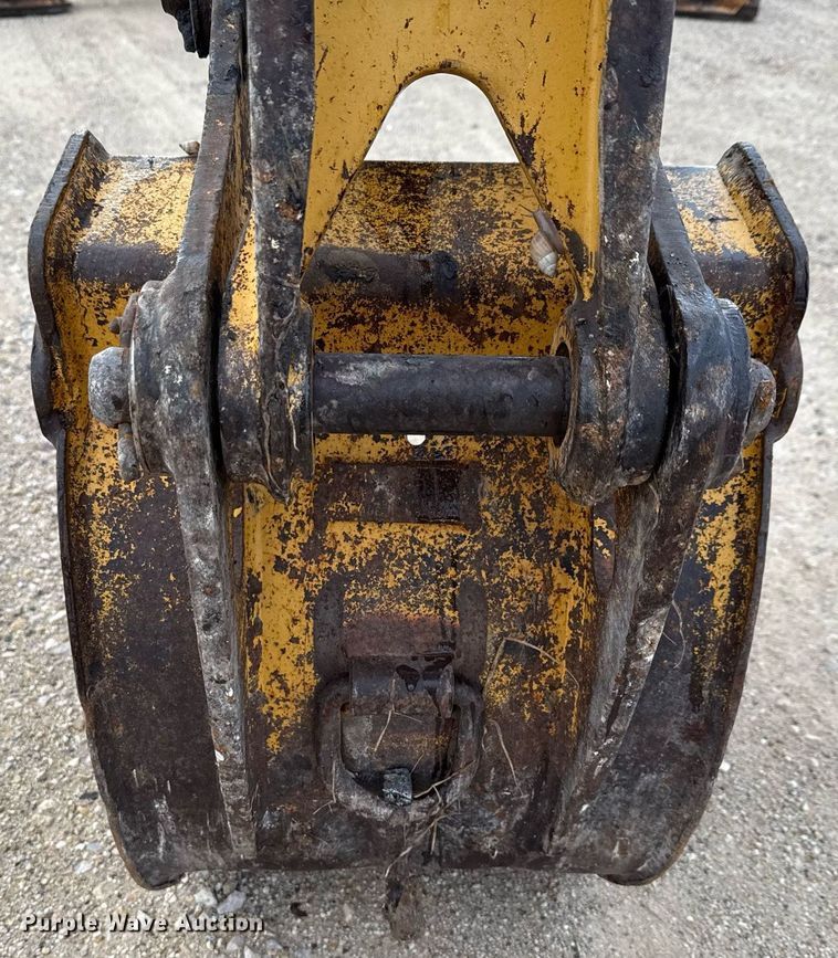 image for item DX5612 2001 John Deere 310G backhoe