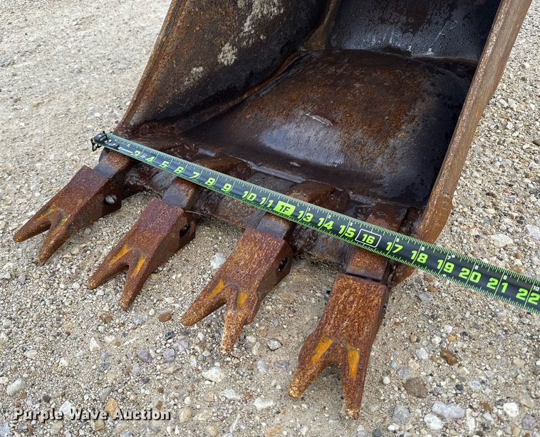 image for item DX5612 2001 John Deere 310G backhoe