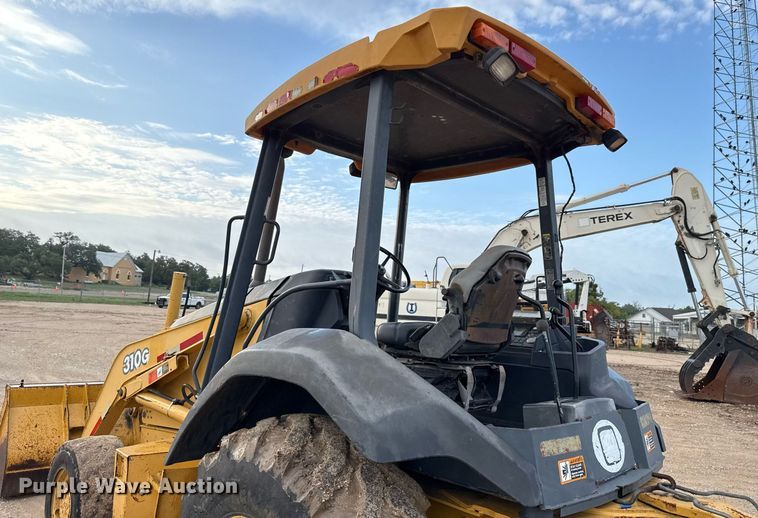 image for item DX5612 2001 John Deere 310G backhoe