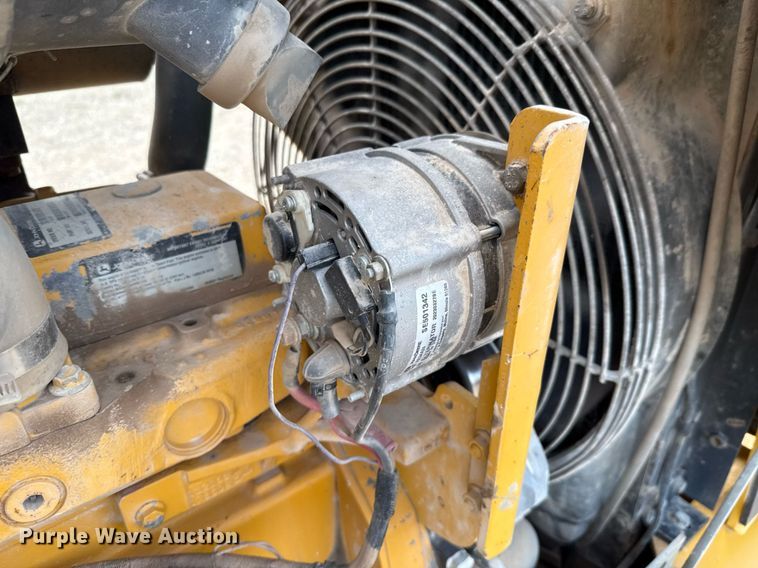 image for item DX5612 2001 John Deere 310G backhoe