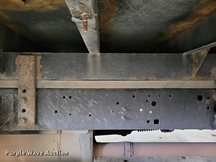 image for item DX7414 2017 Ford F350 Super Duty flatbed pickup truck