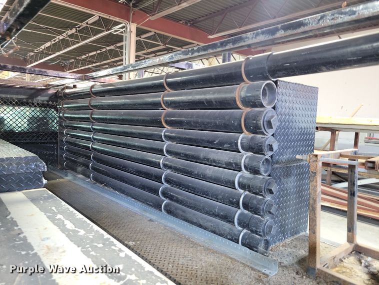 image for item DX7414 2017 Ford F350 Super Duty flatbed pickup truck