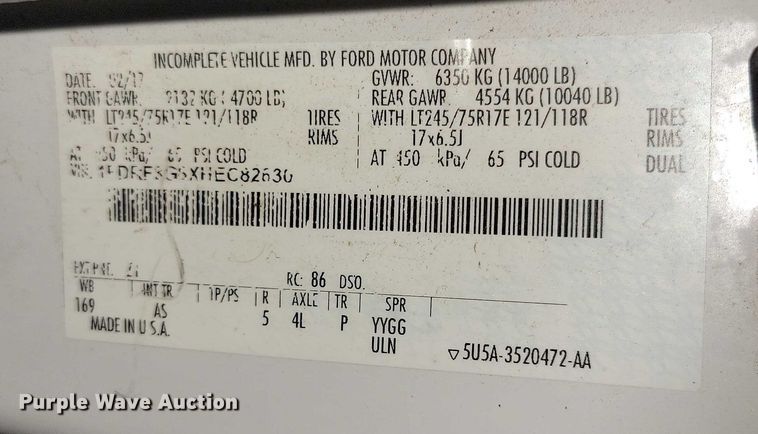 image for item DX7414 2017 Ford F350 Super Duty flatbed pickup truck